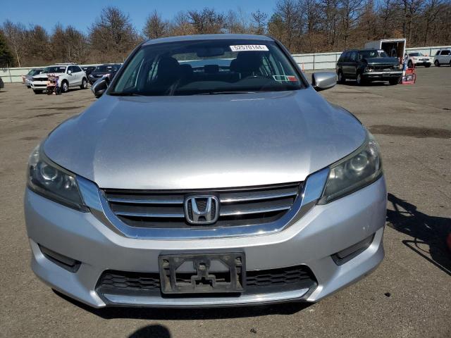 Photo 4 VIN: 1HGCR2F55EA069660 - HONDA ACCORD 