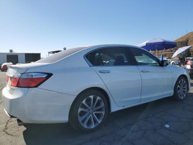 Photo 2 VIN: 1HGCR2F55EA070632 - HONDA ACCORD SPO 