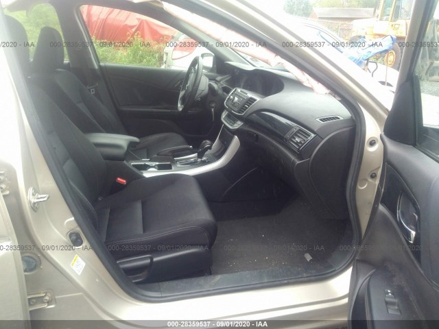 Photo 4 VIN: 1HGCR2F55EA130618 - HONDA ACCORD SEDAN 