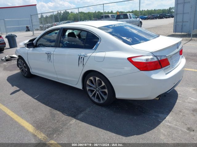 Photo 2 VIN: 1HGCR2F55EA133762 - HONDA ACCORD 