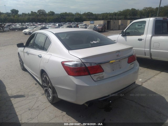 Photo 2 VIN: 1HGCR2F55EA221470 - HONDA ACCORD SEDAN 