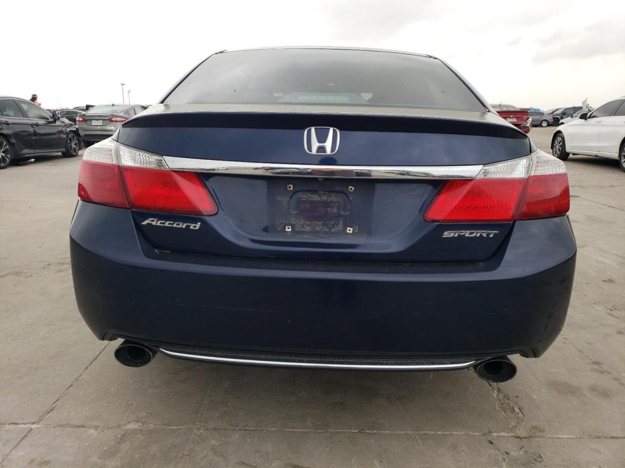 Photo 5 VIN: 1HGCR2F55EA309015 - HONDA ACCORD 