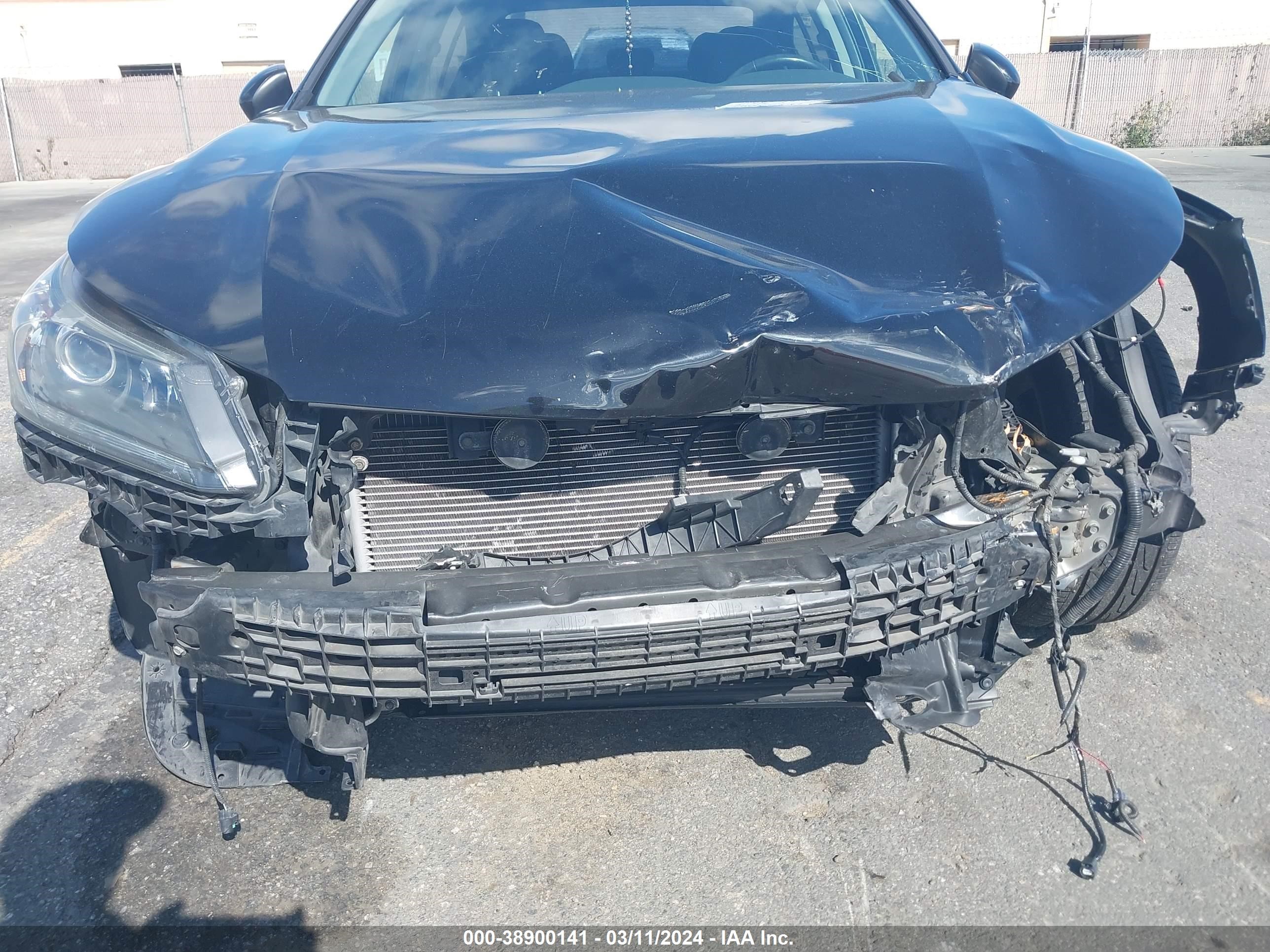 Photo 5 VIN: 1HGCR2F55FA000520 - HONDA ACCORD 