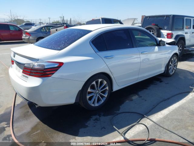 Photo 3 VIN: 1HGCR2F55FA023201 - HONDA ACCORD 