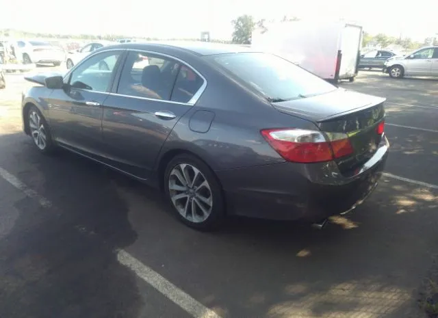 Photo 2 VIN: 1HGCR2F55FA039138 - HONDA ACCORD SEDAN 