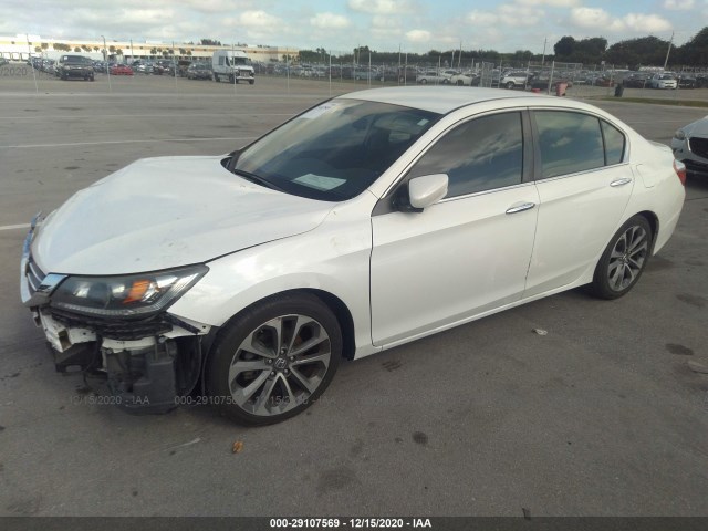 Photo 1 VIN: 1HGCR2F55FA058210 - HONDA ACCORD SEDAN 