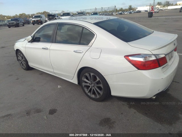 Photo 2 VIN: 1HGCR2F55FA058210 - HONDA ACCORD SEDAN 