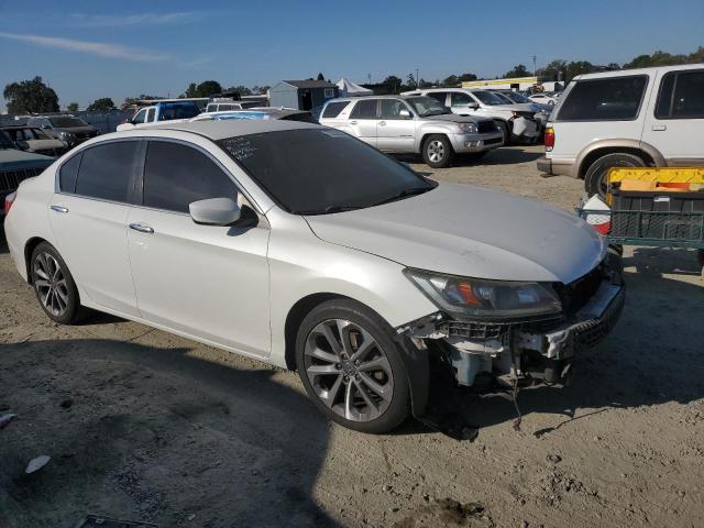 Photo 3 VIN: 1HGCR2F55FA068428 - HONDA ACCORD SPO 