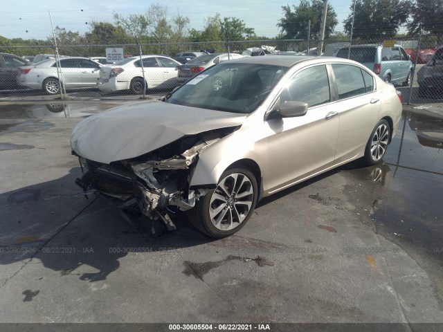 Photo 1 VIN: 1HGCR2F55FA112055 - HONDA ACCORD SEDAN 