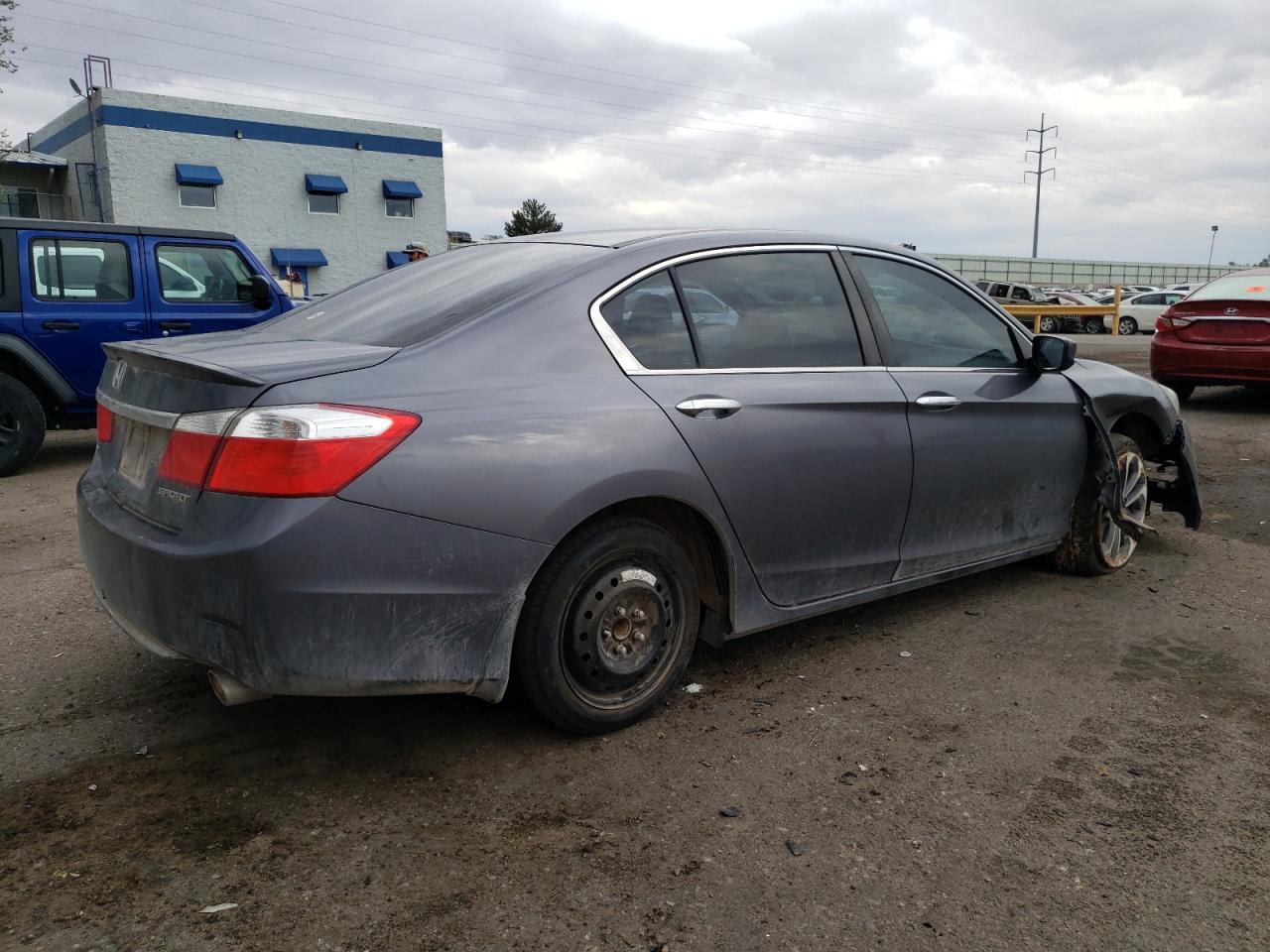 Photo 2 VIN: 1HGCR2F55FA118339 - HONDA ACCORD 