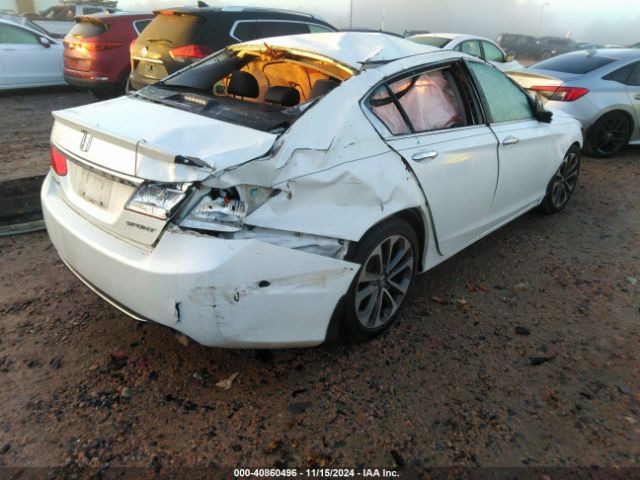 Photo 3 VIN: 1HGCR2F55FA131673 - HONDA ACCORD 