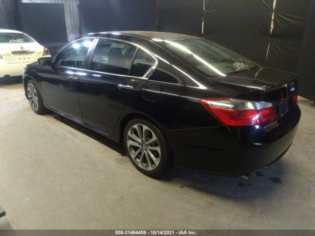 Photo 2 VIN: 1HGCR2F55FA238965 - HONDA ACCORD SEDAN 