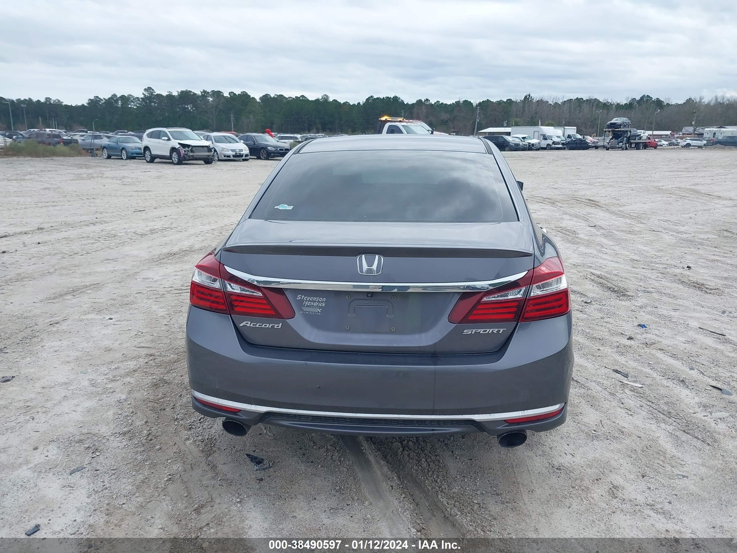 Photo 15 VIN: 1HGCR2F55GA040291 - HONDA ACCORD 