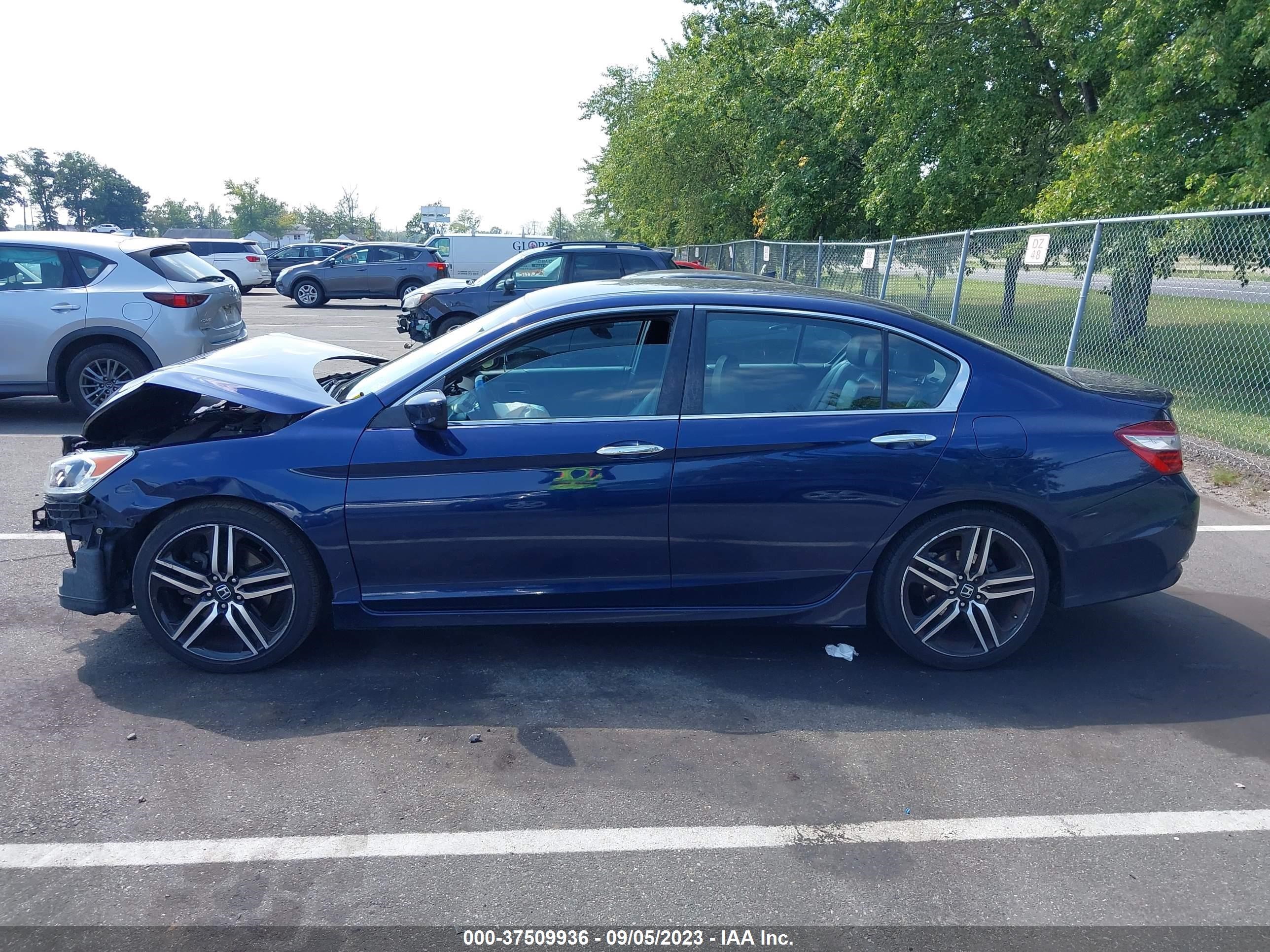 Photo 12 VIN: 1HGCR2F55GA089183 - HONDA ACCORD 