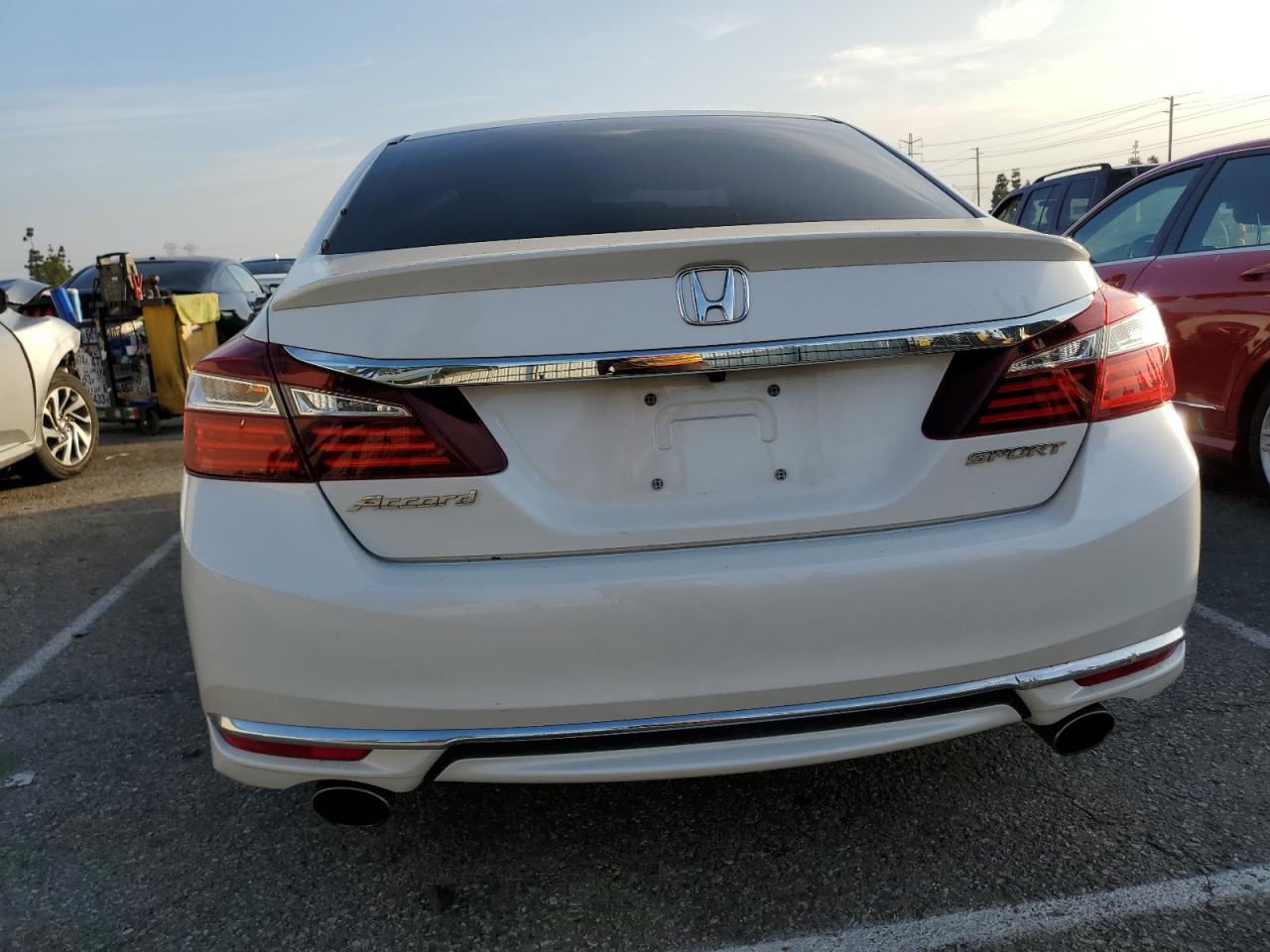 Photo 5 VIN: 1HGCR2F55GA164478 - HONDA ACCORD 