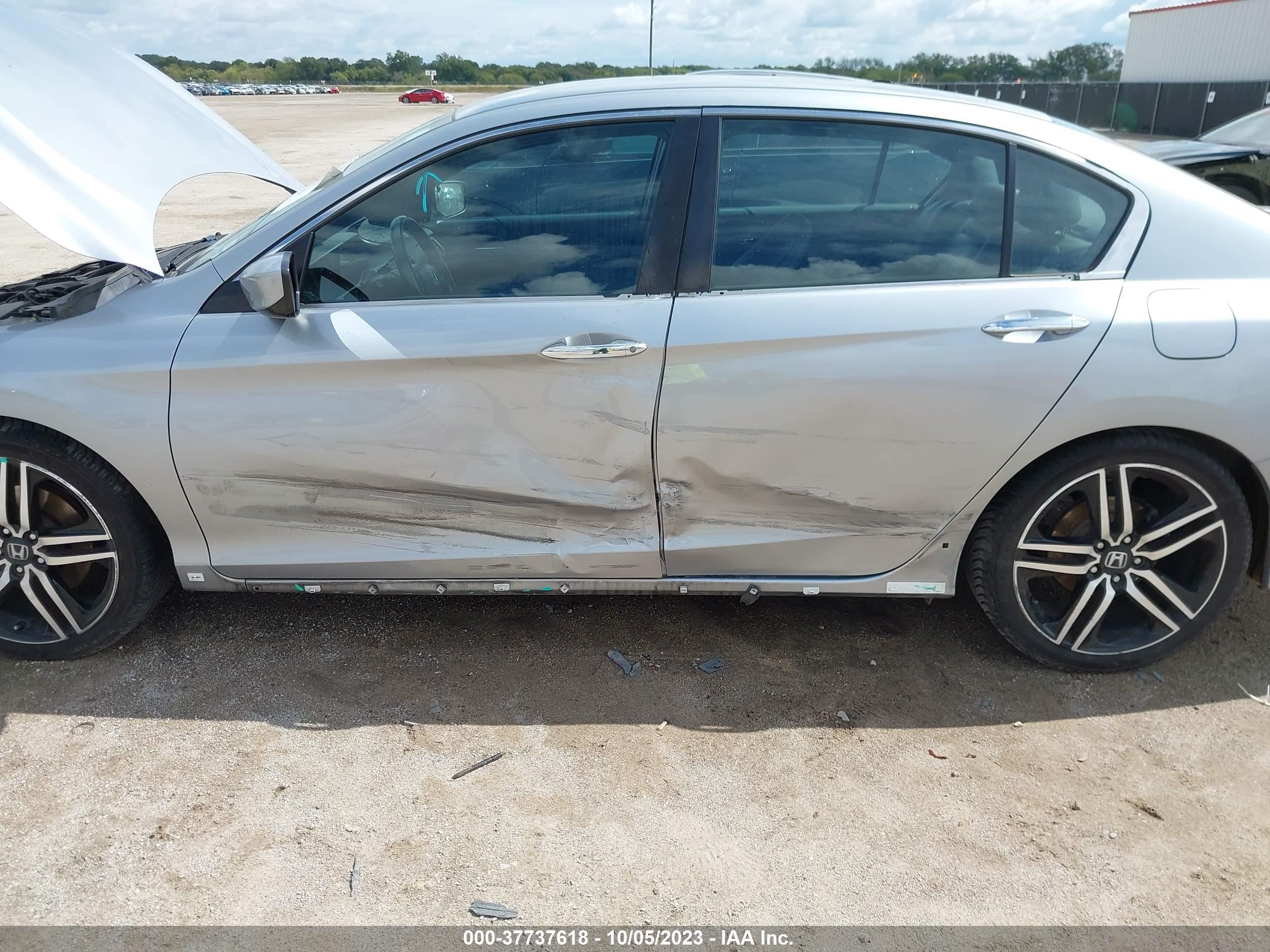 Photo 5 VIN: 1HGCR2F55GA169308 - HONDA ACCORD 