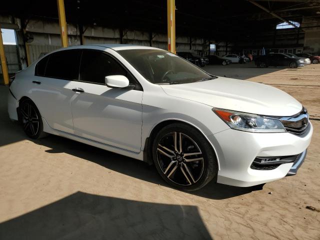 Photo 3 VIN: 1HGCR2F55GA180258 - HONDA ACCORD 