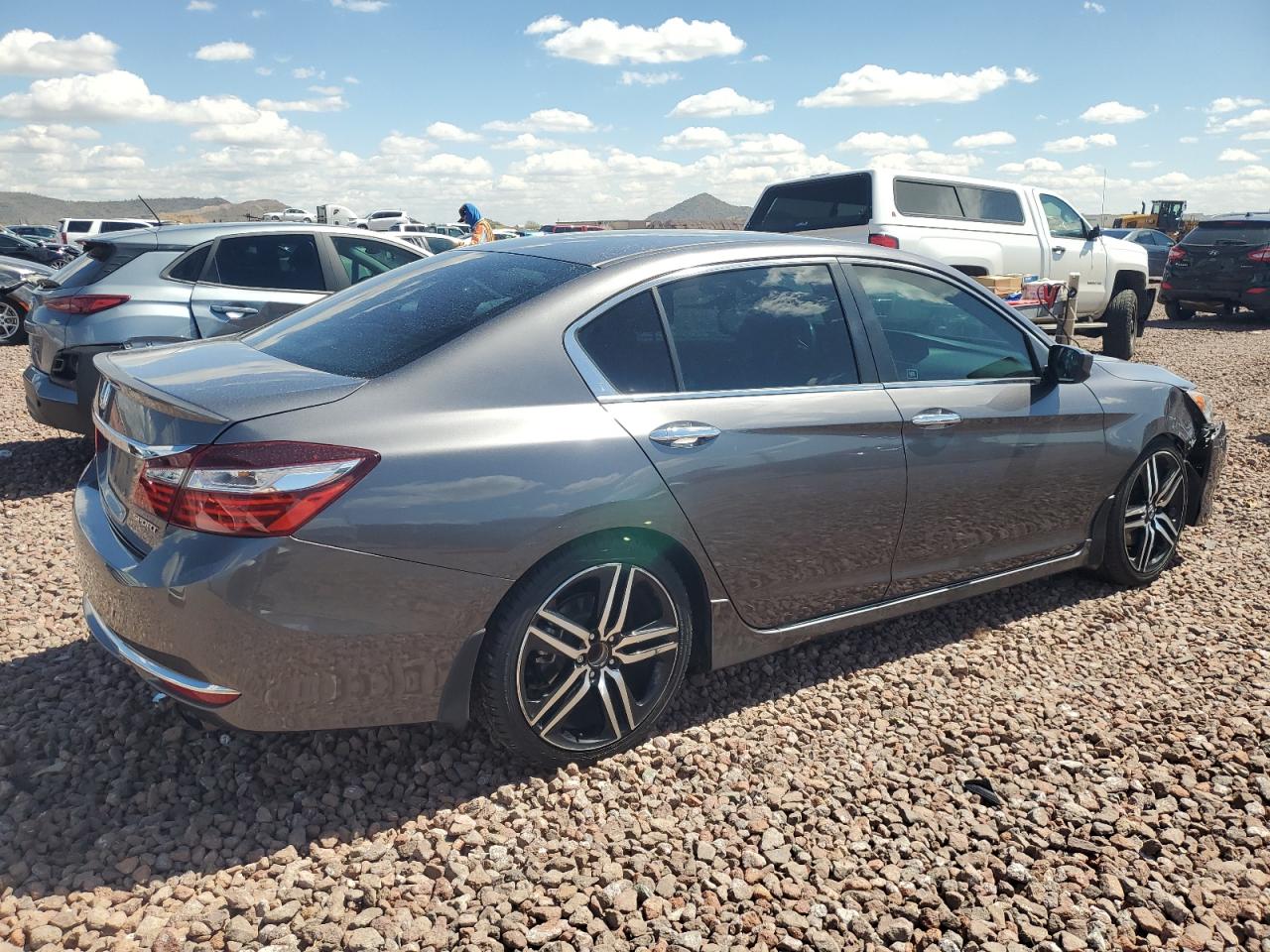 Photo 2 VIN: 1HGCR2F55GA185024 - HONDA ACCORD 