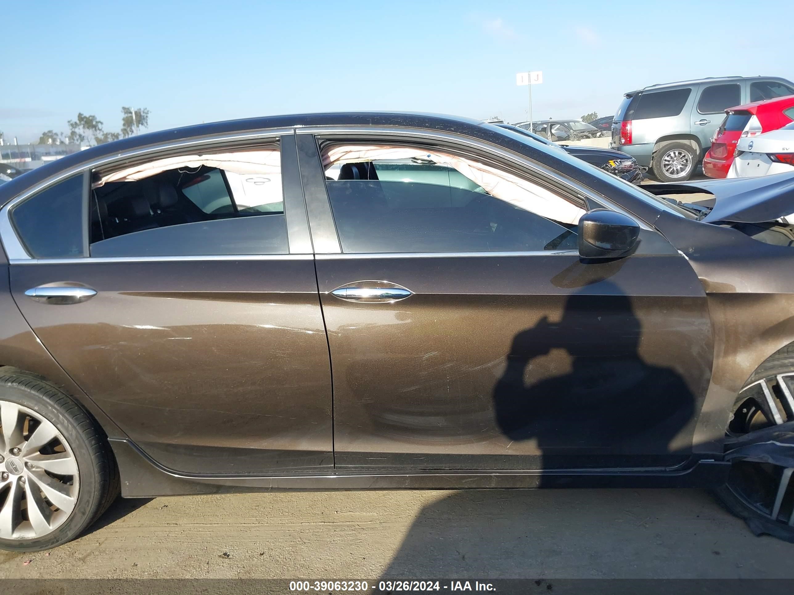 Photo 13 VIN: 1HGCR2F55GA227823 - HONDA ACCORD 