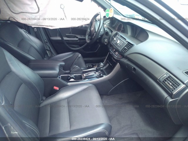 Photo 4 VIN: 1HGCR2F55GA230611 - HONDA ACCORD SEDAN 