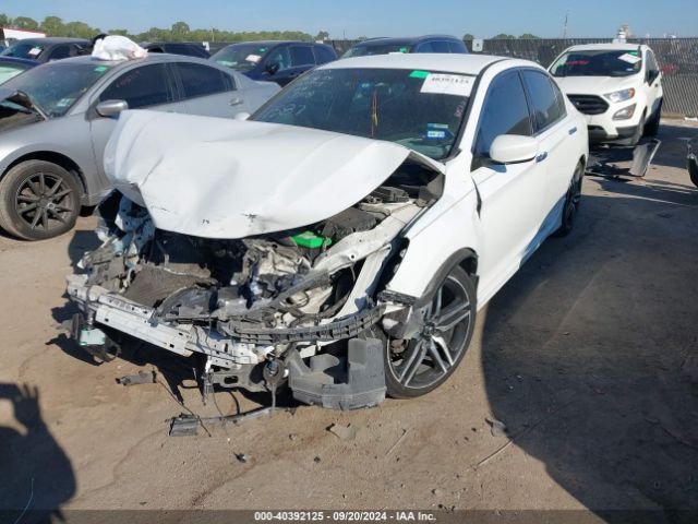 Photo 1 VIN: 1HGCR2F55HA001587 - HONDA ACCORD 