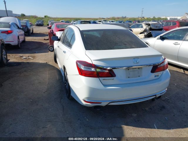 Photo 2 VIN: 1HGCR2F55HA001587 - HONDA ACCORD 