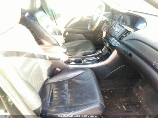 Photo 4 VIN: 1HGCR2F55HA004778 - HONDA ACCORD SEDAN 