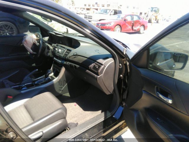 Photo 4 VIN: 1HGCR2F55HA056704 - HONDA ACCORD SEDAN 