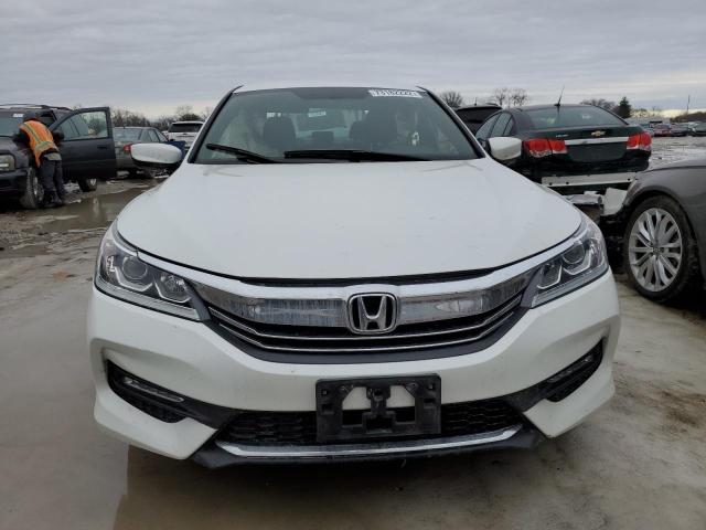 Photo 4 VIN: 1HGCR2F55HA063782 - HONDA ACCORD SPO 