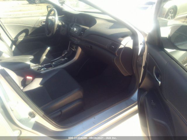 Photo 4 VIN: 1HGCR2F55HA070361 - HONDA ACCORD SEDAN 