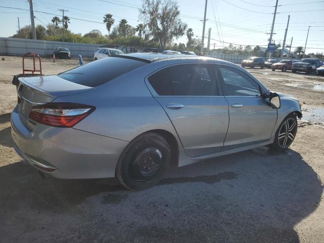 Photo 2 VIN: 1HGCR2F55HA132857 - HONDA ACCORD 