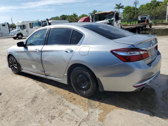 Photo 1 VIN: 1HGCR2F55HA165695 - HONDA ACCORD 