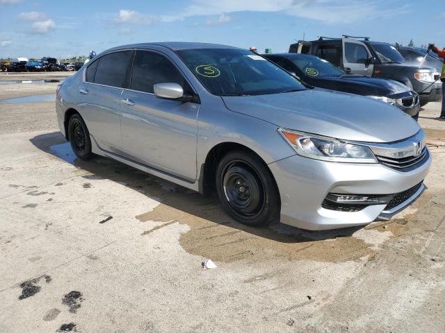 Photo 3 VIN: 1HGCR2F55HA165695 - HONDA ACCORD 