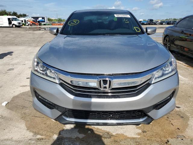 Photo 4 VIN: 1HGCR2F55HA165695 - HONDA ACCORD 