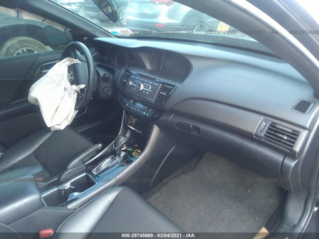 Photo 4 VIN: 1HGCR2F55HA173988 - HONDA ACCORD SEDAN 