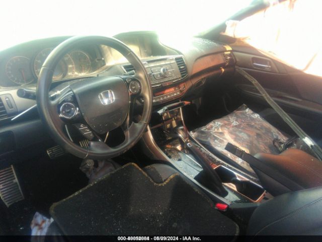 Photo 4 VIN: 1HGCR2F55HA215527 - HONDA ACCORD 