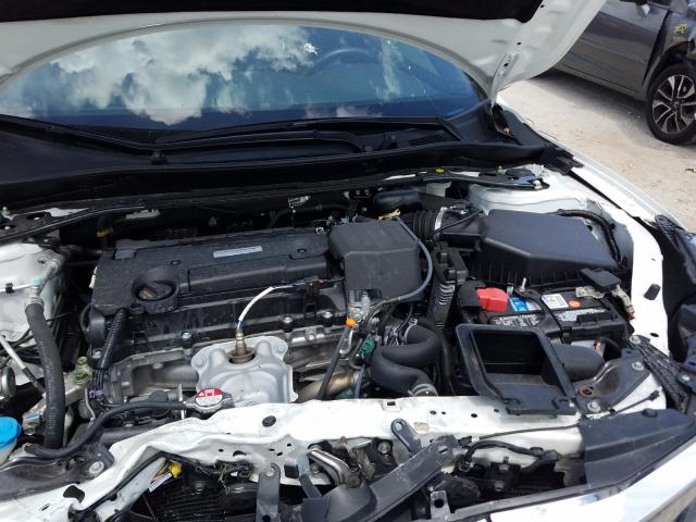 Photo 6 VIN: 1HGCR2F55HA281897 - HONDA ACCORD 