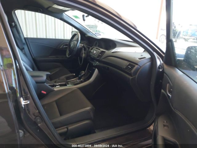 Photo 4 VIN: 1HGCR2F55HA285240 - HONDA ACCORD 