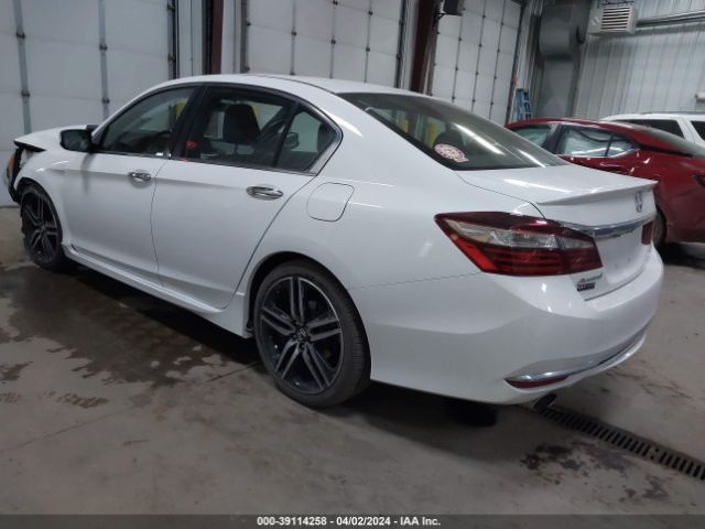 Photo 2 VIN: 1HGCR2F55HA285318 - HONDA ACCORD 