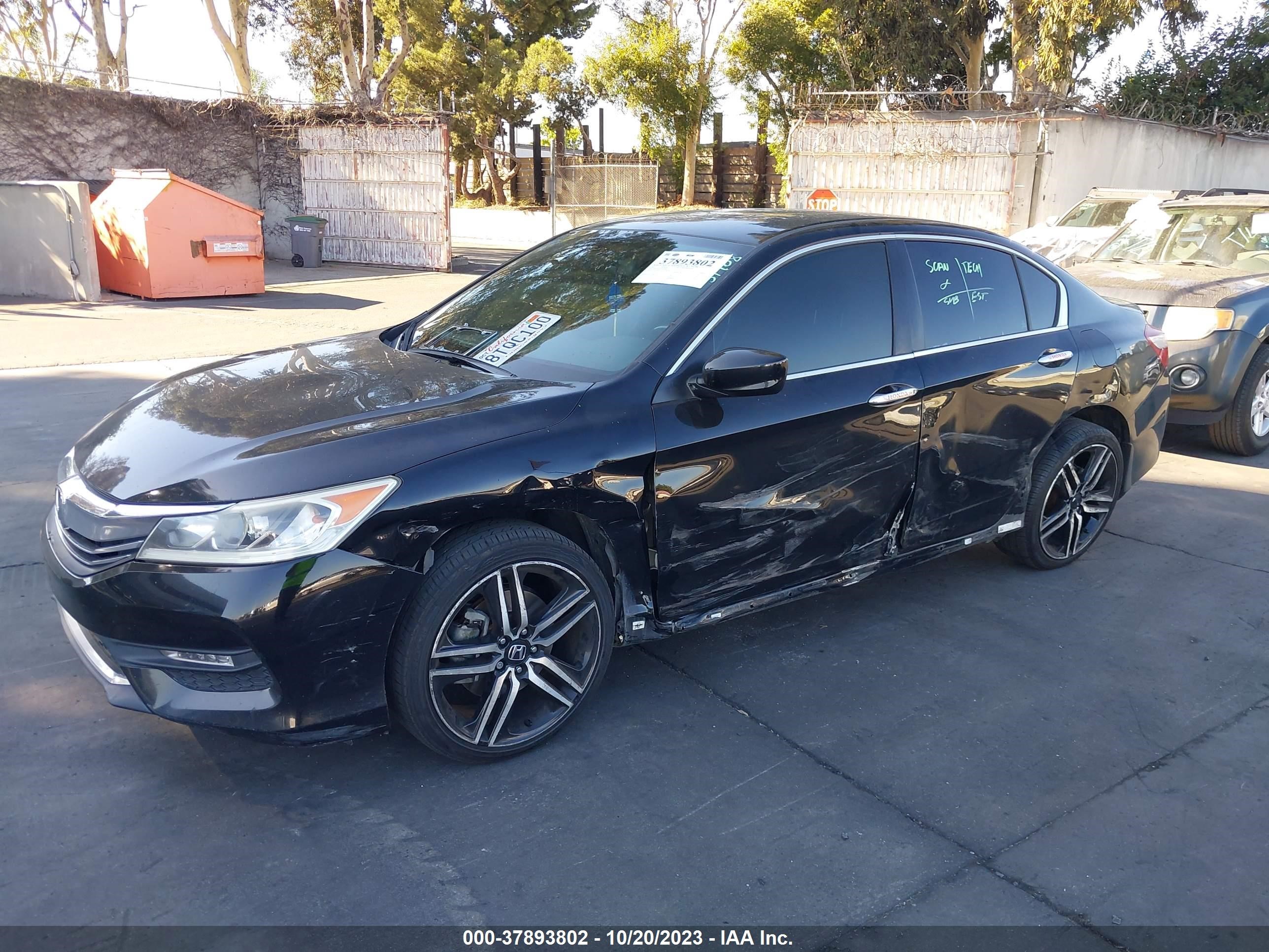 Photo 1 VIN: 1HGCR2F55HA296805 - HONDA ACCORD 