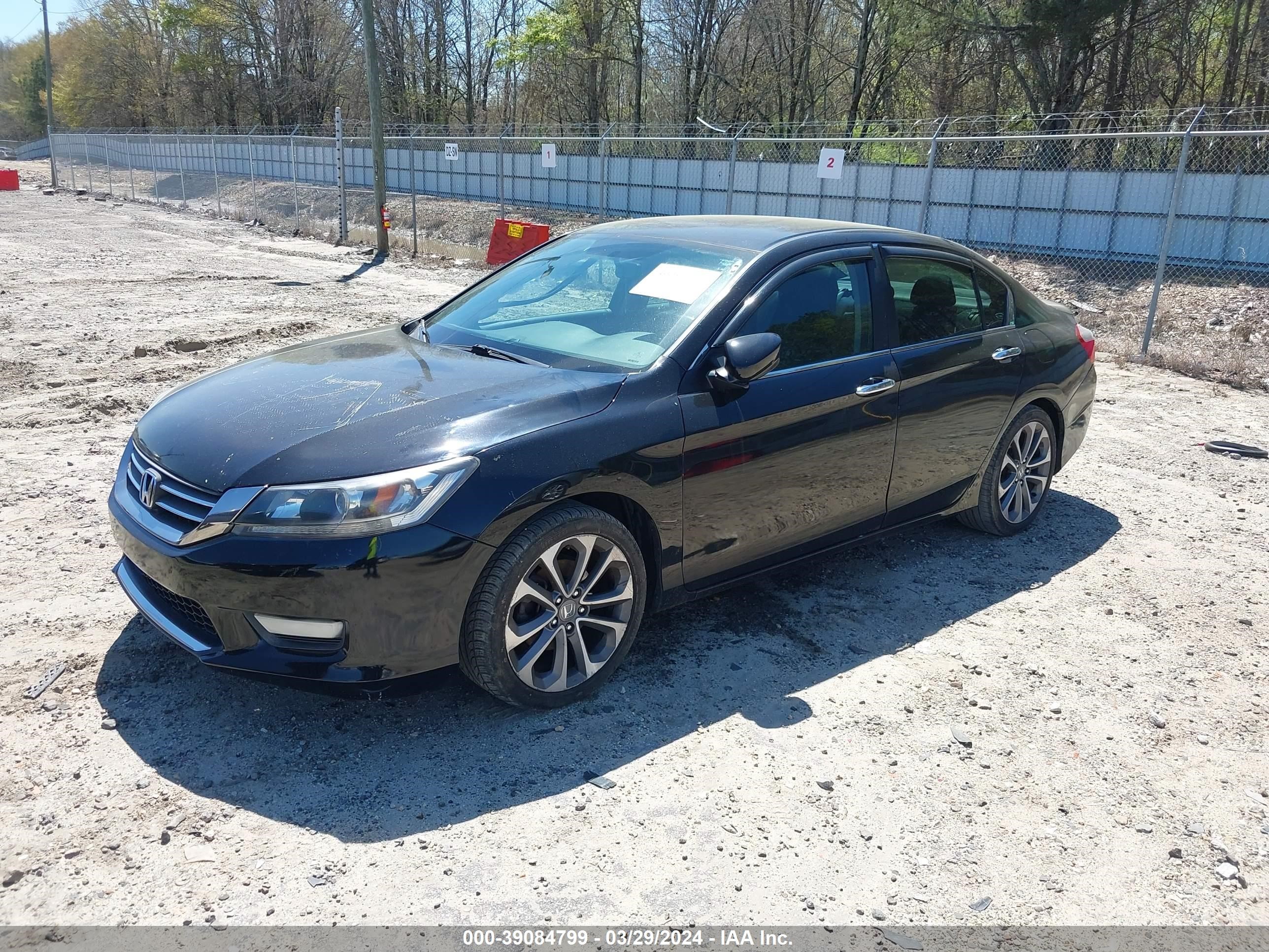 Photo 1 VIN: 1HGCR2F56DA166056 - HONDA ACCORD 