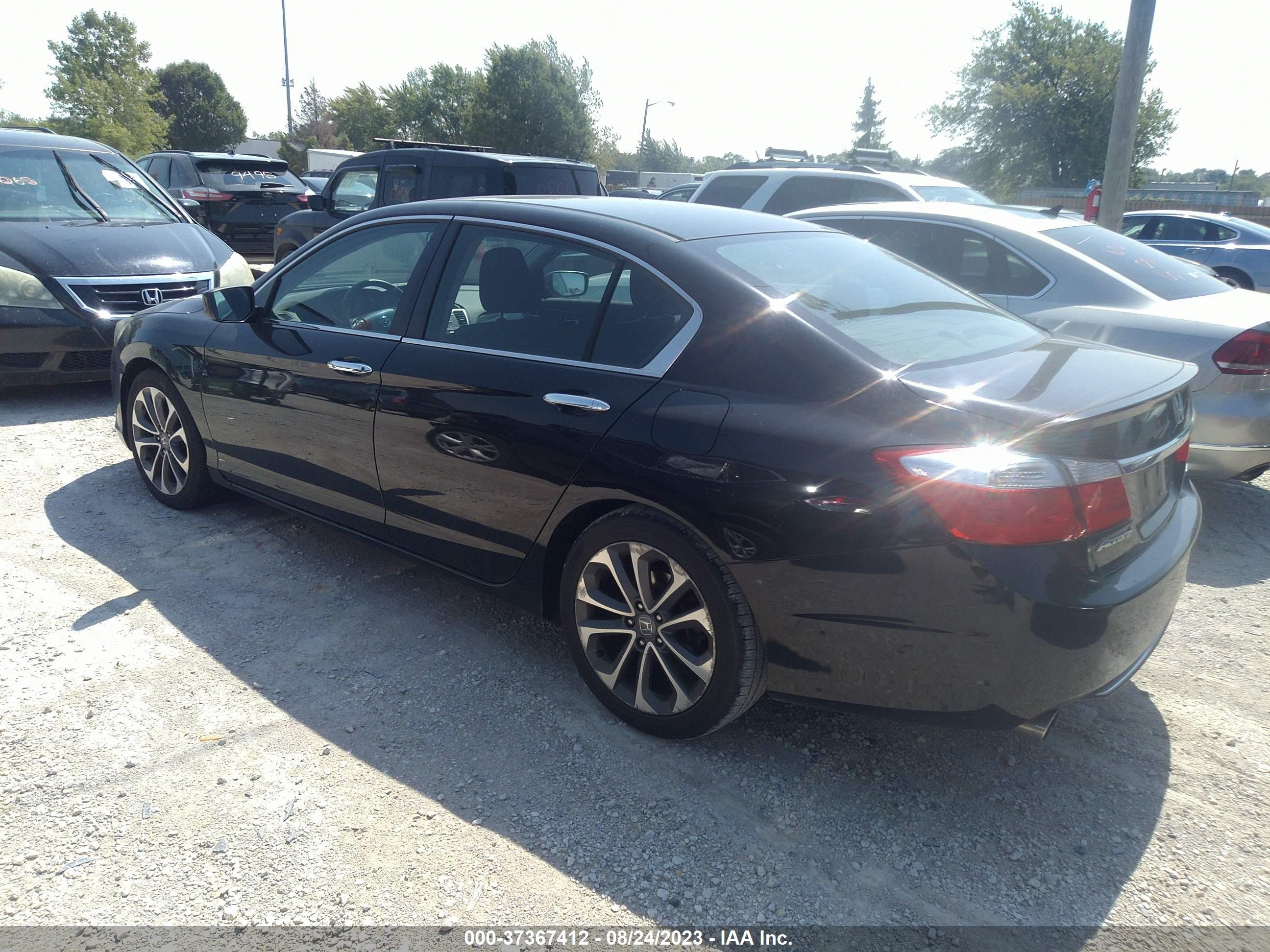 Photo 2 VIN: 1HGCR2F56DA185349 - HONDA ACCORD 