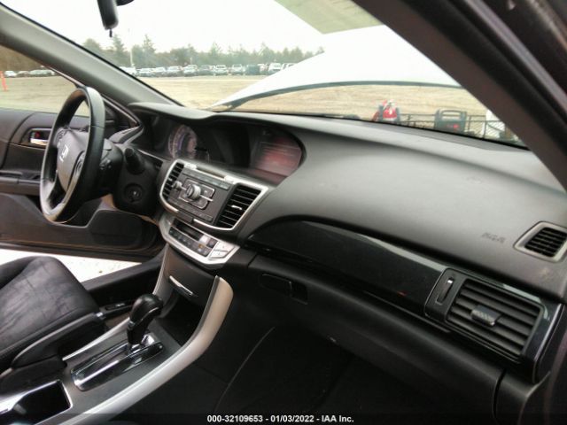 Photo 4 VIN: 1HGCR2F56DA205521 - HONDA ACCORD SDN 