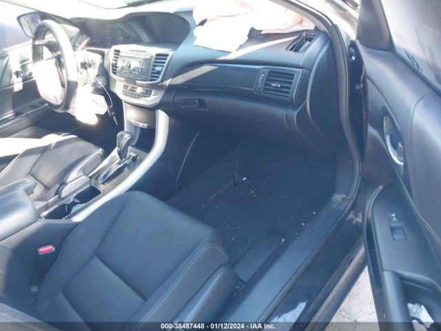 Photo 4 VIN: 1HGCR2F56DA217197 - HONDA ACCORD 