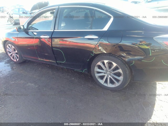 Photo 5 VIN: 1HGCR2F56DA222240 - HONDA ACCORD SDN 