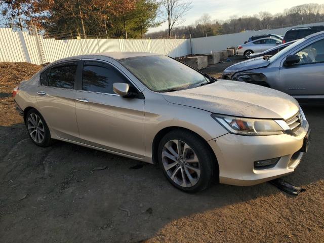 Photo 3 VIN: 1HGCR2F56EA001304 - HONDA ACCORD 