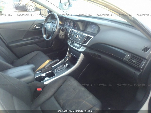 Photo 4 VIN: 1HGCR2F56EA035808 - HONDA ACCORD SEDAN 