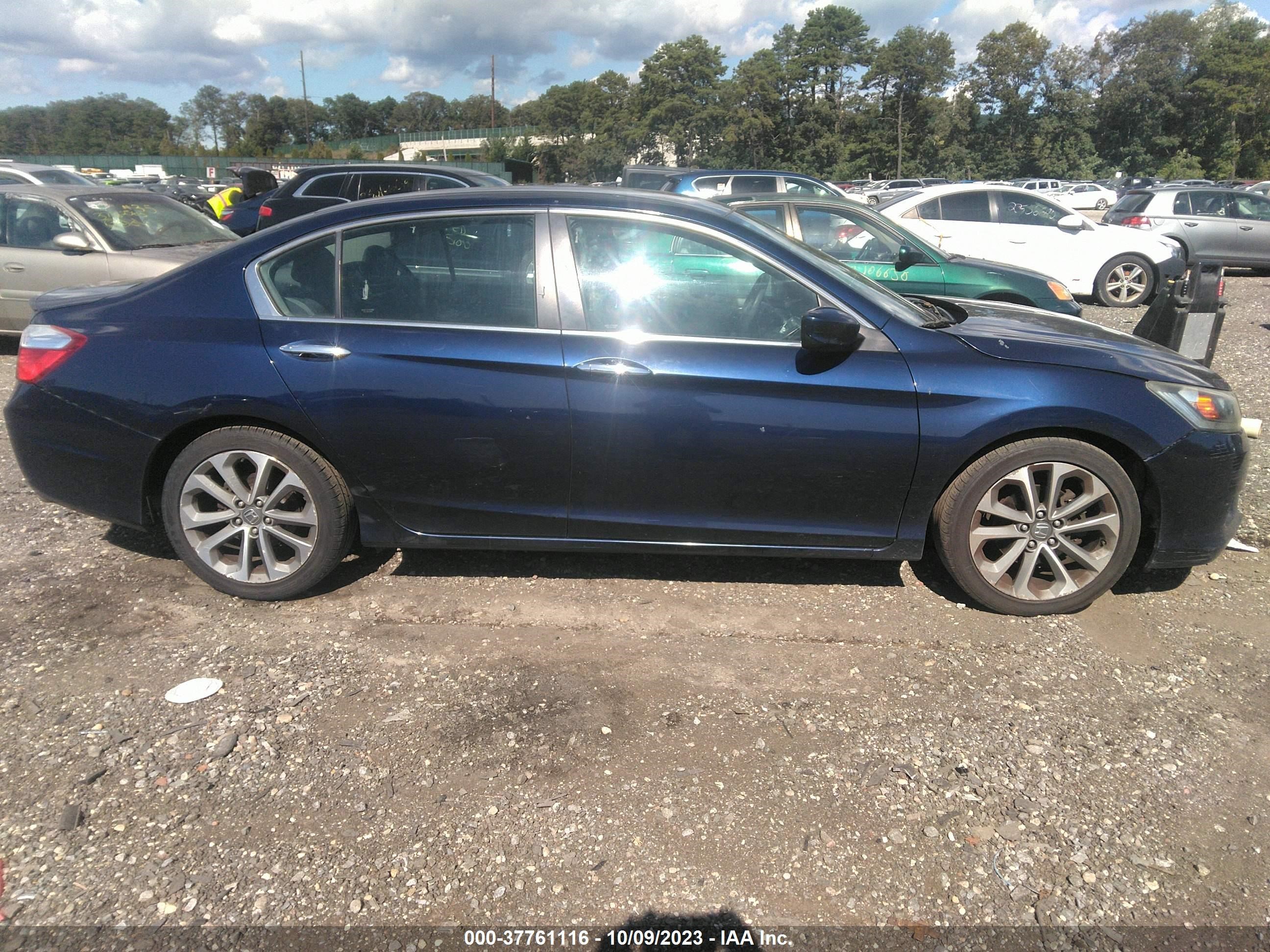 Photo 13 VIN: 1HGCR2F56EA044167 - HONDA ACCORD 