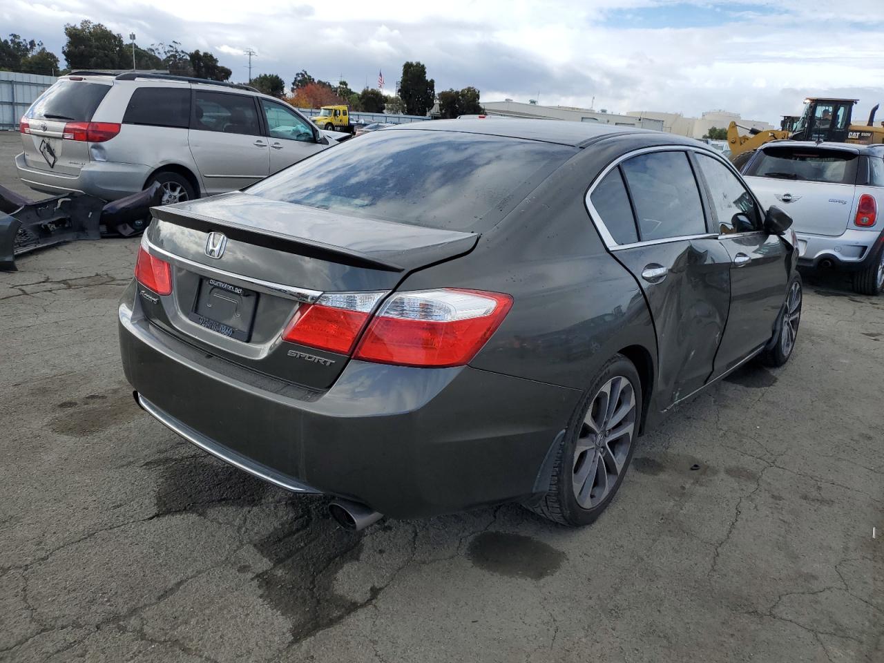 Photo 2 VIN: 1HGCR2F56EA093787 - HONDA ACCORD 