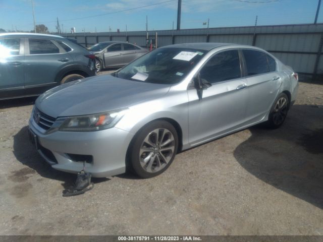 Photo 1 VIN: 1HGCR2F56EA124200 - HONDA ACCORD 